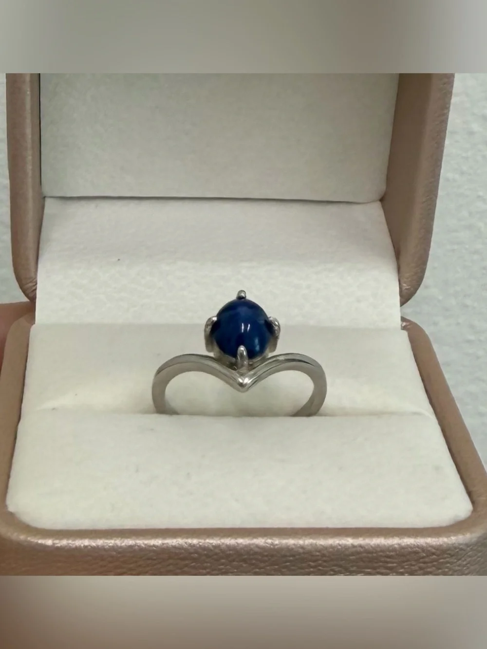 Stunning 1.79CT Natural Blue Star Sapphire Chevron Ring 925 Sterling Silver Sz 6
